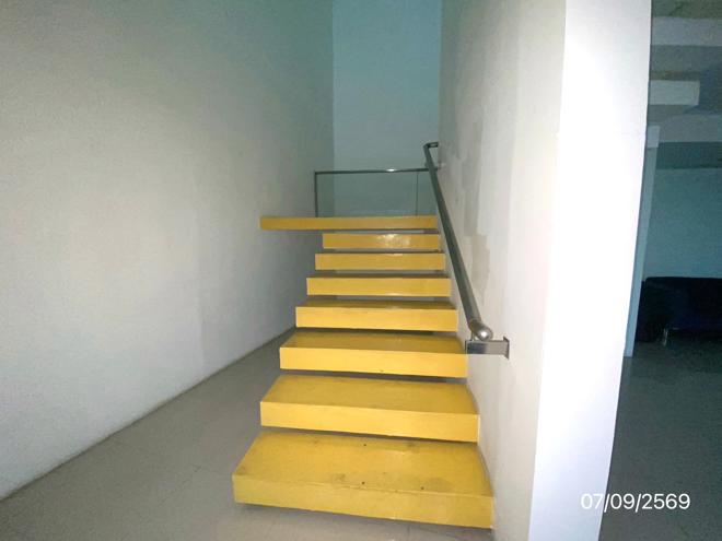 picture OFFICE 597.6 Sq.w. Bang Kapi Bangkok for 20.6M - 7/41