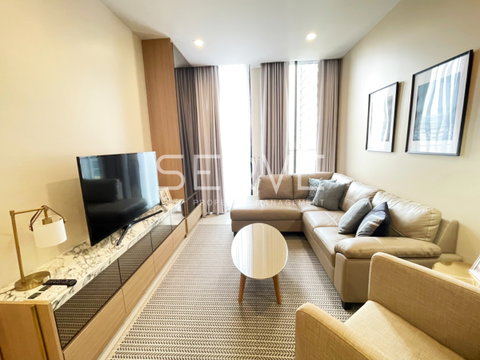 🔥45 K🔥- 1 นอน 57.09 ตร.ม. ชั้นสูง 10+ แต่งสวยสไตล์ Modern คอนโดเชื่อมตรงเข้า BTS เพลินจิต ที่ Noble Ploenchit / ให้เช่าคอนโด