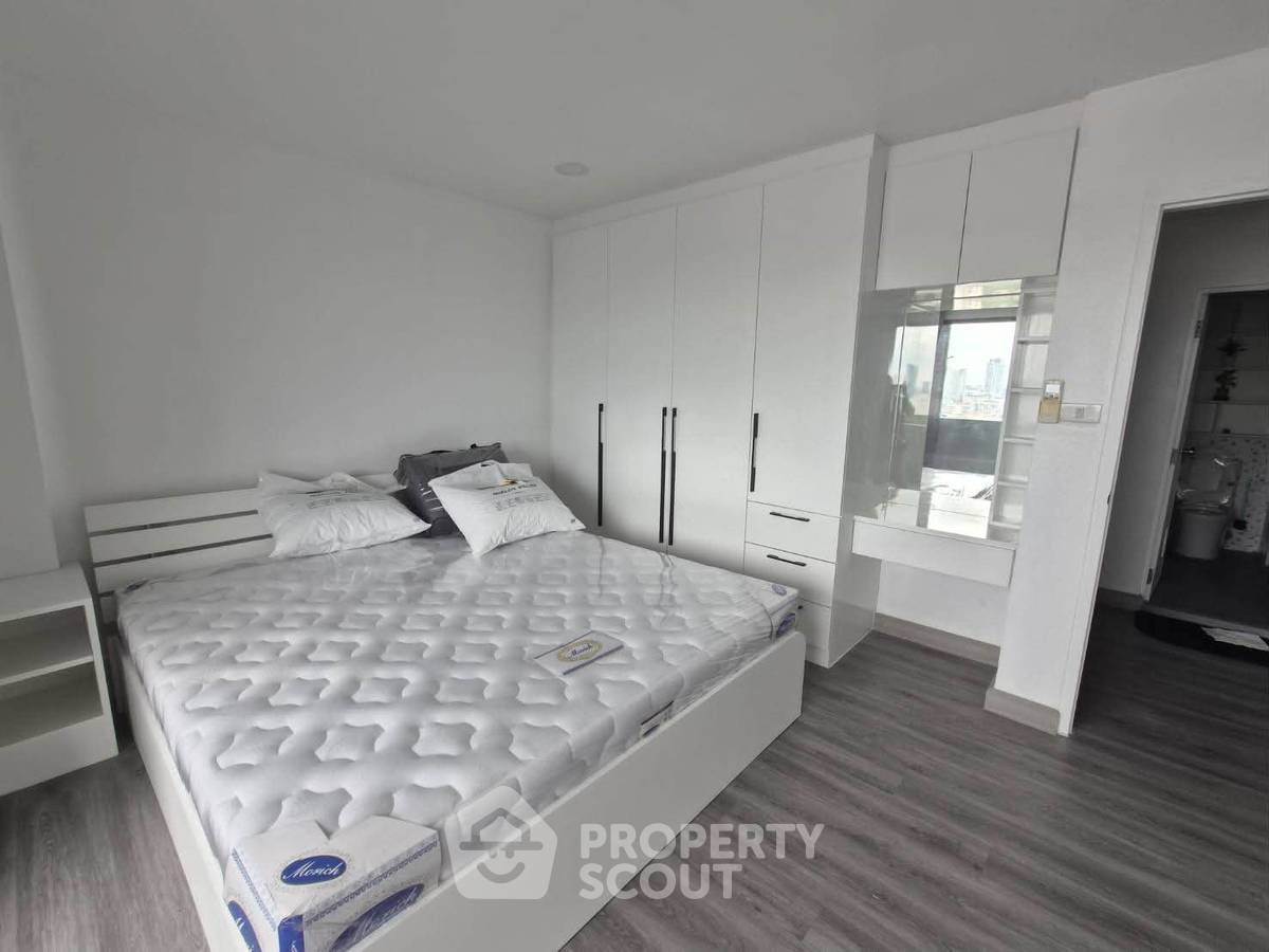 รูป คอนโด 2 ห้องนอน ชั้น 17 ที่ Baan On-nut Sukhumvit 77 Condominium (ID 3427596) - รูปที่ 6/10
