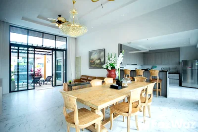 Houses for rent Cherngtalay Witthayakhom School : 4 Bedroom Villa for rent at Gold Chariot 1079588