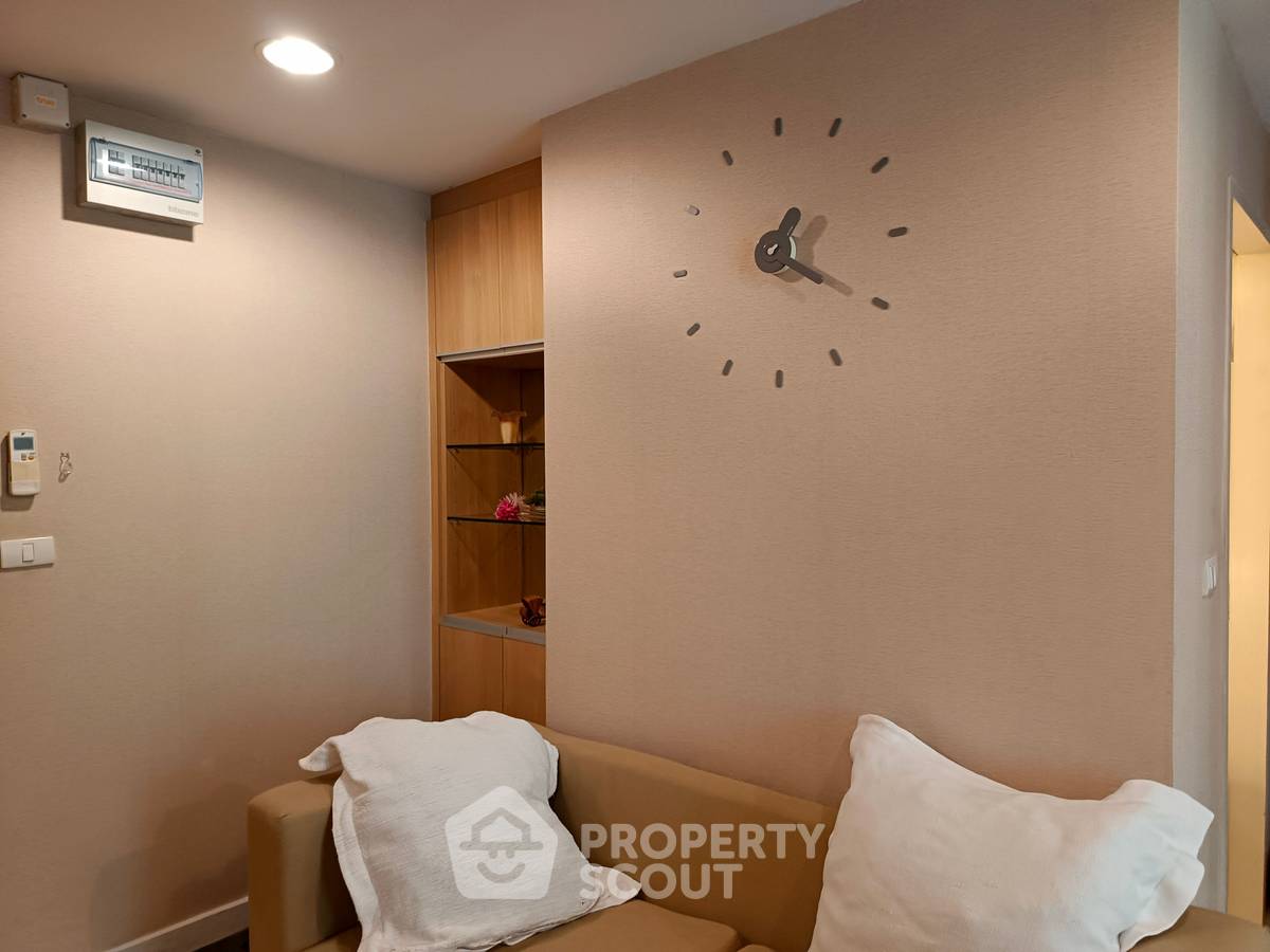 picture 1-BR Condo at Zenith Place Sukhumvit 42 Condominium near BTS Ekkamai (ID 3225323) - 3/9
