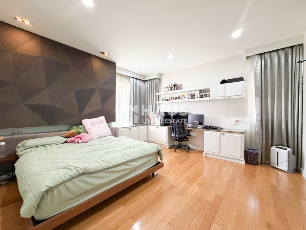picture Golden Legend Sathorn - Kanlapaphruek / 4 Bedrooms #HKAL099 - 18/21