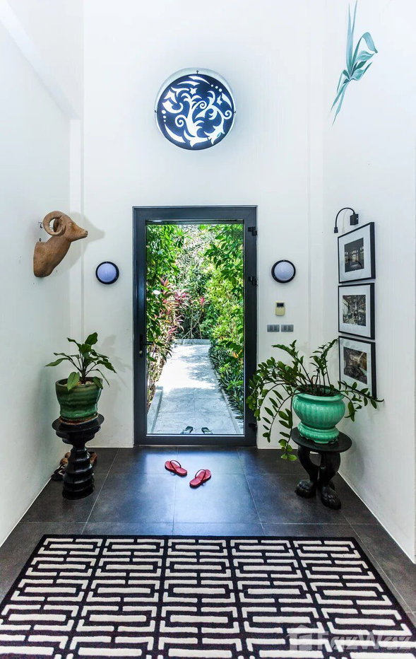 picture 4 Bedroom Villa for sale in Rawai, Phuket 1671878 - 7/16
