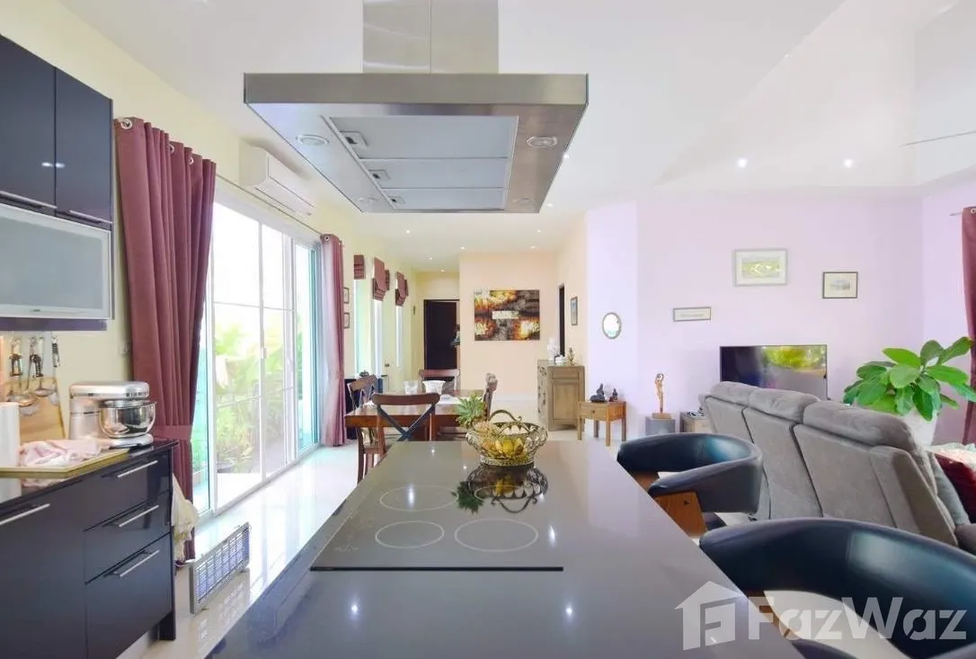picture 3 Bedroom Villa for sale at Red Mountain Boutique  1369888 - 7/11