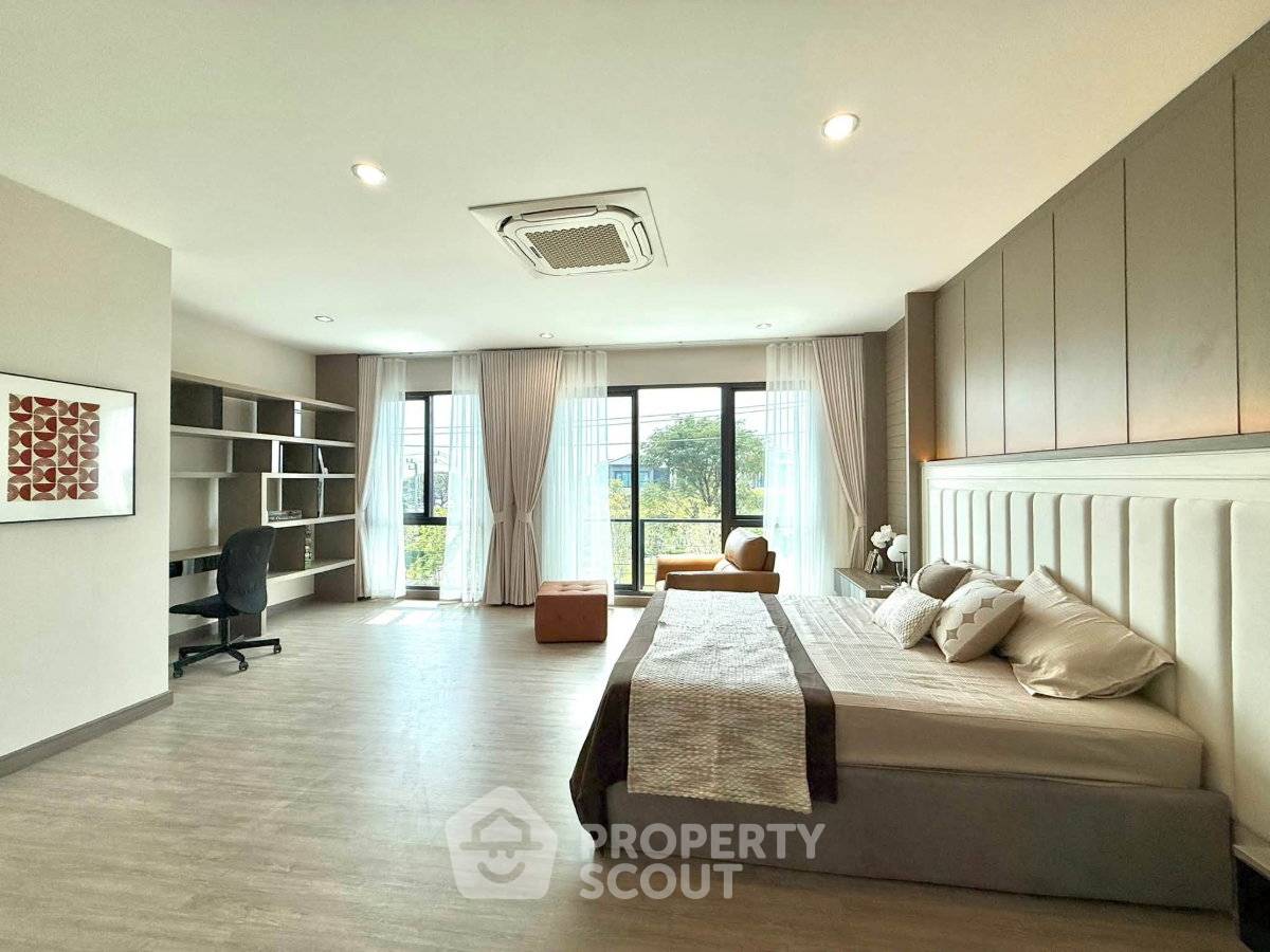 รูป บ้านแฝด 4-ห้องนอน ที่ บ้านกลางเมือง เดอะ อิดิชั่น บางนา วงแหวน ใน ดอกไม้ (ID 3426095) - รูปที่ 3/11