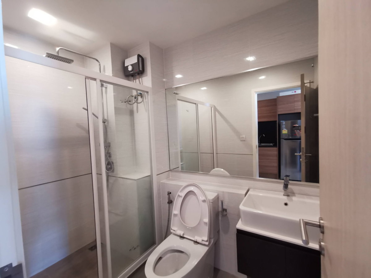picture @Condorental condo for rent The Metropolis Samrong Interchange - 8/9