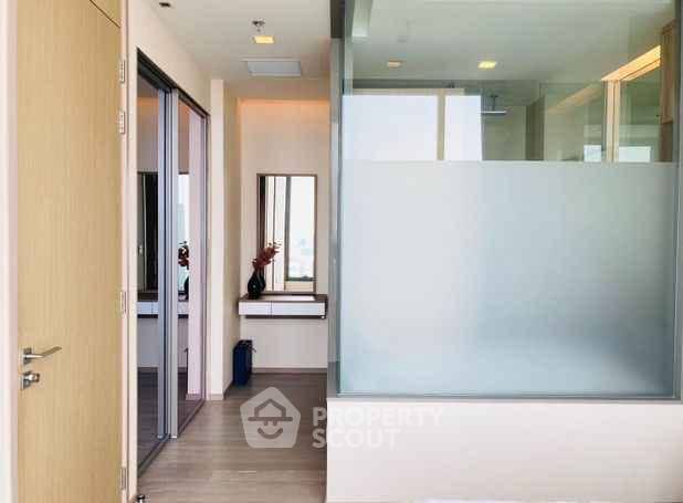 picture Great Value 47th-Floor 1-BR Condo At The Esse Asoke Near MRT Sukhumvit (ID 3429451) - 5/10