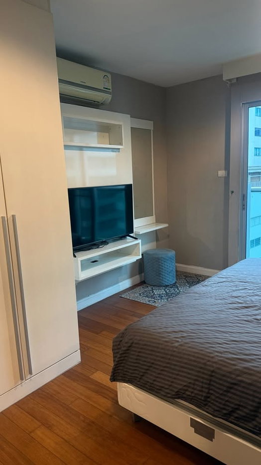 picture Condo for RENT  : Belle Grand Rama 9  𝐒𝐢𝐳𝐞 :  106 sqm. 3 Bedroom 2 Bathroom / Balcony   𝐅𝐥𝐨𝐨𝐫 :  7th  Building: C1  ✅Fully furnished - 9/26