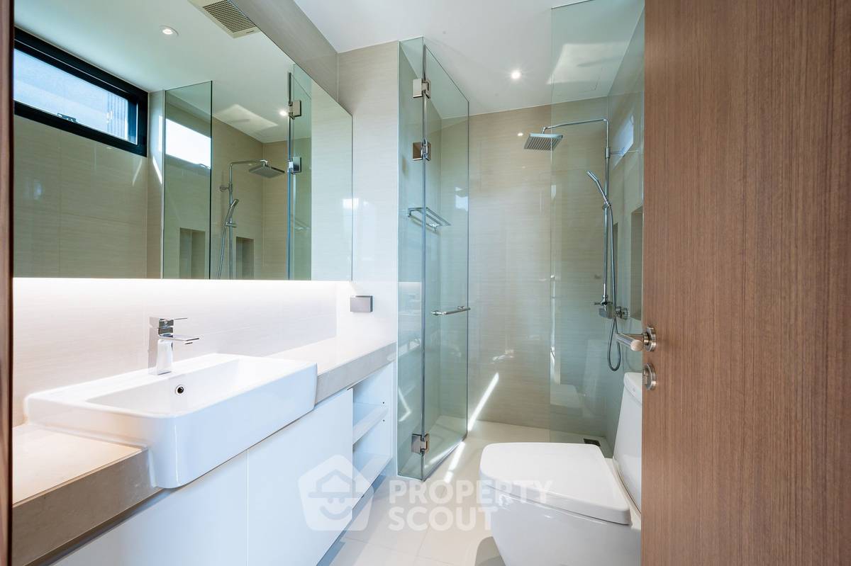 picture 4-BR 285 Sqm At Park Court Sukhumvit 77 Near BTS On Nut (ID 3429740) - 14/33