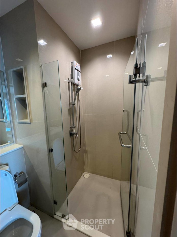 picture 1-BR Condo at Life Sathorn Sierra near BTS Talat Phlu (ID 2638825) - 4/9