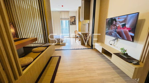 1 Bed Large Room Unblock view Fully furnished Good Location Close To BTS Phaya Thai 500 m., ARL Phaya Thai 500 m. @ XT Phayathai