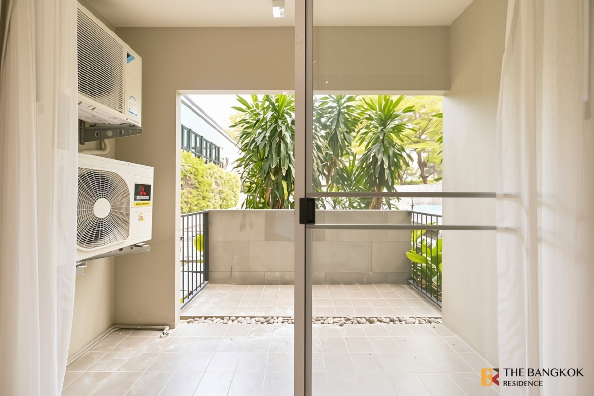 picture 💖💖 Condo for Sale 💎 The Seed Musee 2BR 78.47 sq.m. 6.9MB ✨ Large 2-Bedroom Unit with Pool Access, Near BTS Phrom Phong - 9/11