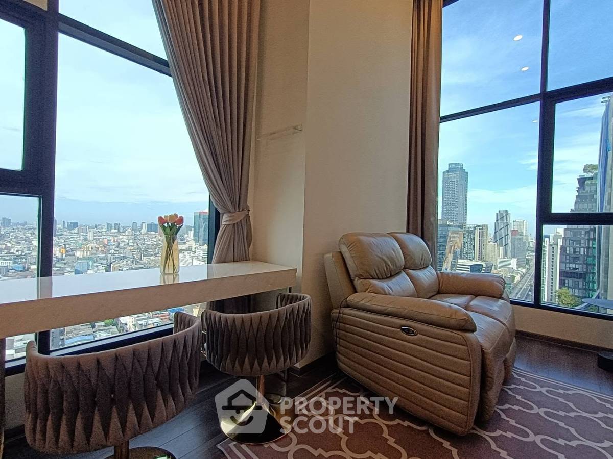picture 1-BR Condo at KnightsBridge Space Rama 9 near MRT Phra Ram 9 (ID 3430321) - 3/9