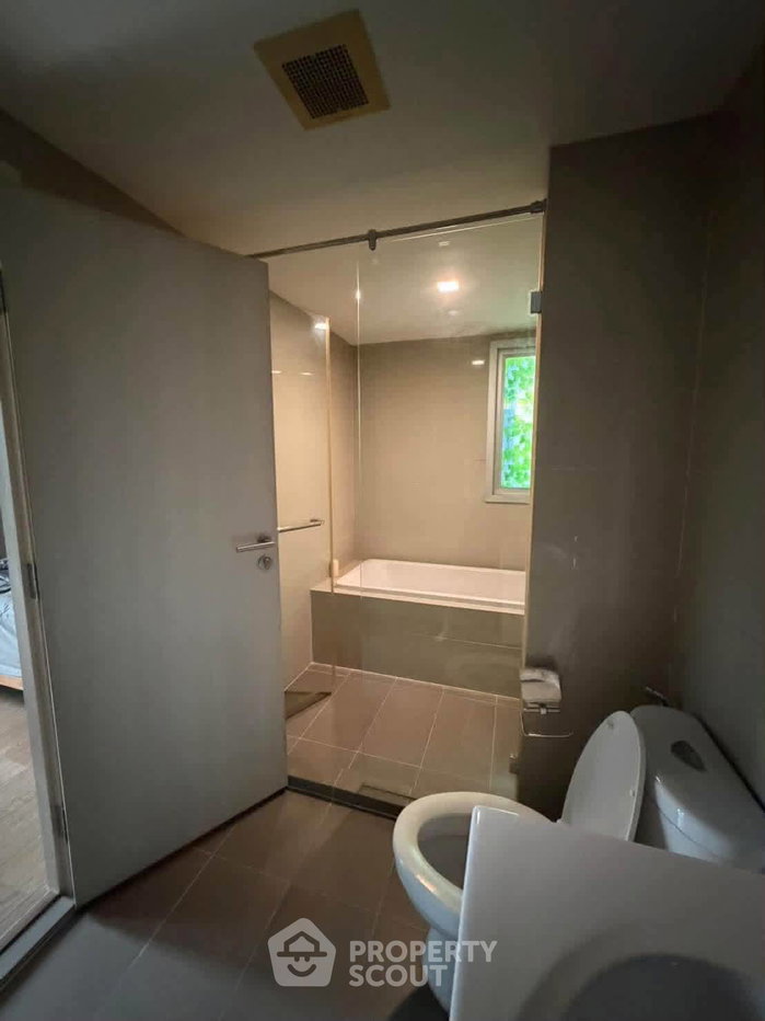 picture 2-BR Condo at Maestro 39 Sukhumvit 39 near BTS Phrom Phong (ID 3437174) - 13/16