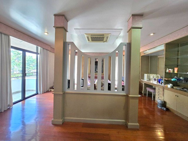 รูป ขายบ้านเดี่ยวหรู โครงการคฤหาสน์ทายาท ใกล้เมืองทองธานี ที่ดิน 393.1 ตร.ว. หลังมุม 5 ห้องนอน 6 ห้องน้ำ พื้นที่ใช้สอย 500 ตร.ม. ราคา 36.5 ล้านบาท - รูปที่ 16/43