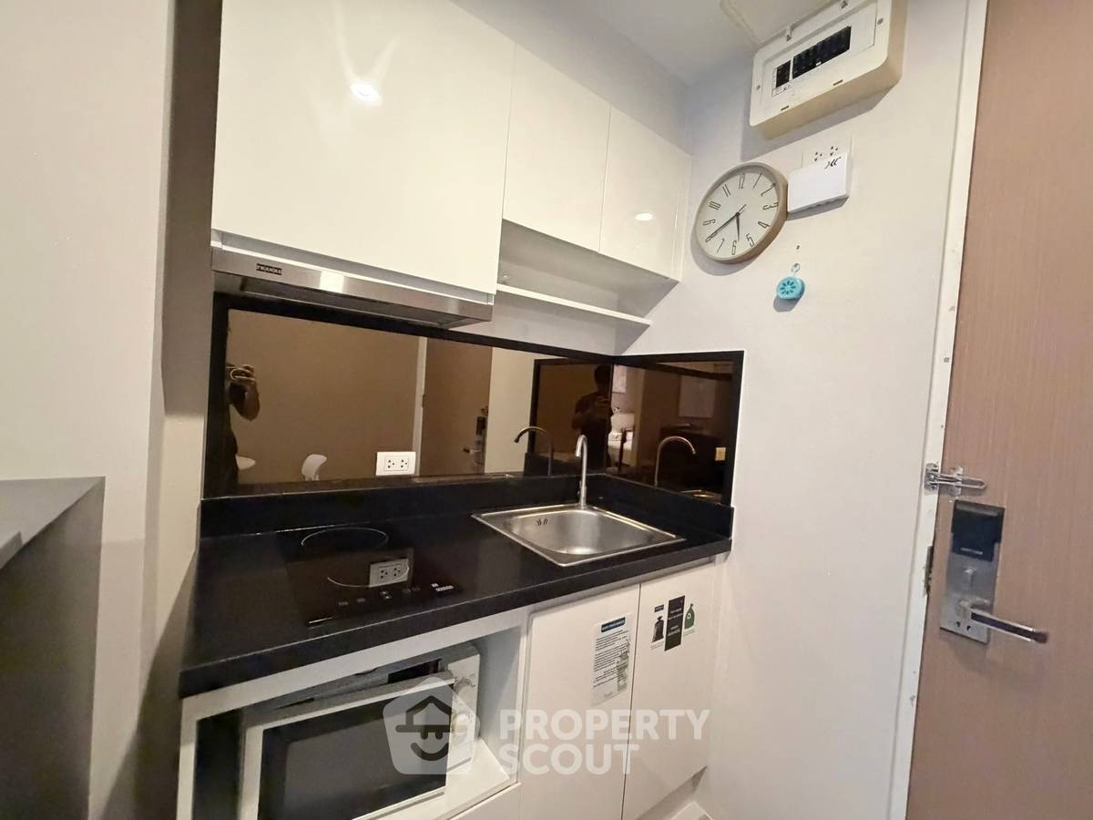 picture 1-BR Condo For Rent At Up Ekamai Near ARL Ramkhamhaeng (ID 3439225) - 9/12
