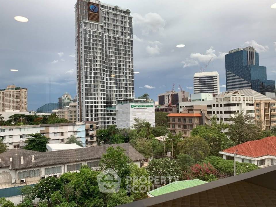 picture 300m To BTS Ekkamai | 1-BR Noble Ambience Sukhumvit 42 (ID 3438313) - 10/10