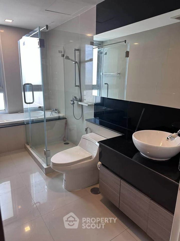 picture 60m To BTS Ekkamai | 2-BR 23rd-Floor Nusasiri Grand Condominium (ID 3441824) - 5/8
