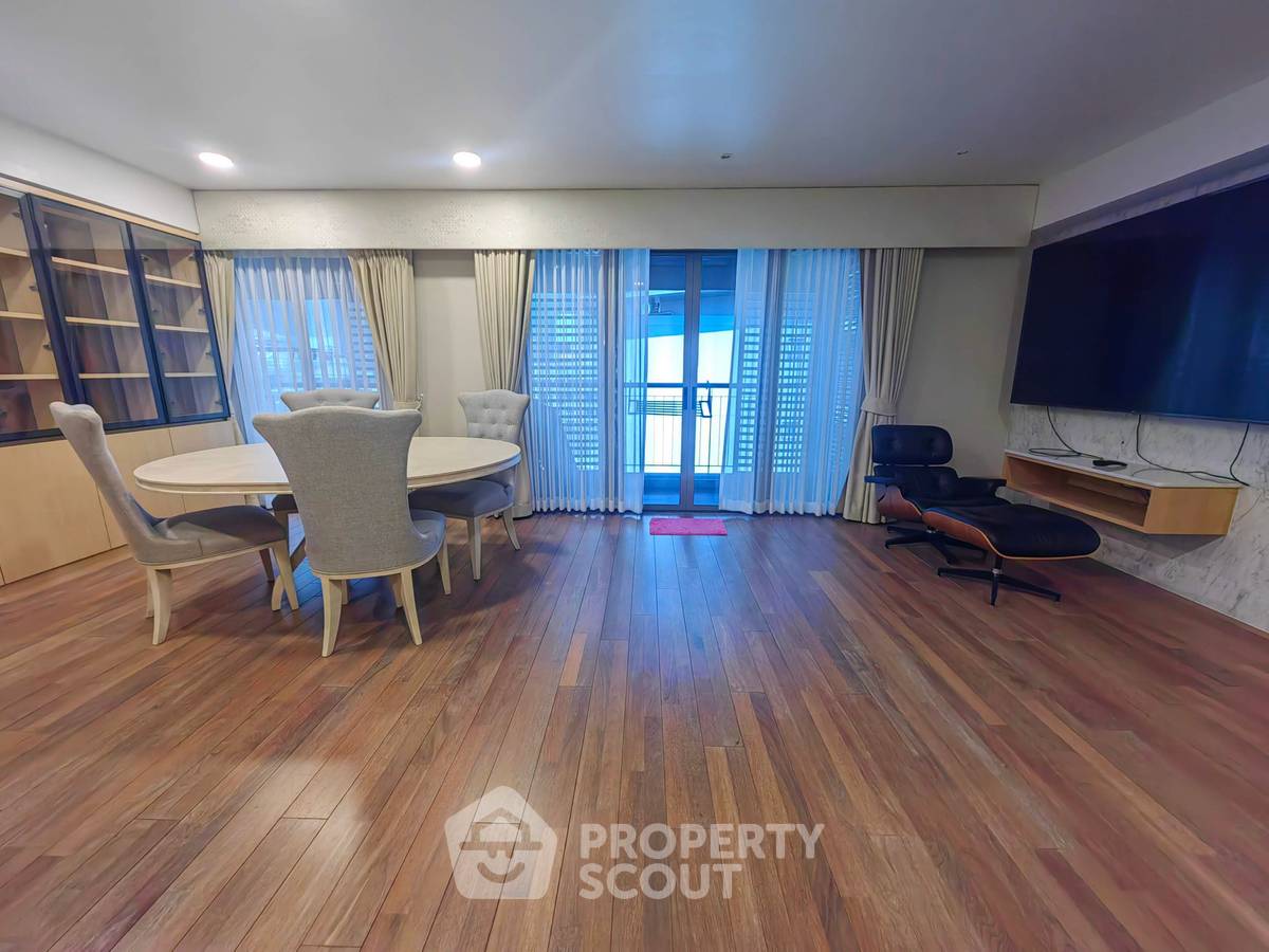 picture Pet-Friendly 3-BR Sync Nature Siam, 200m To BTS National Stadium (ID 3435249) - 6/24
