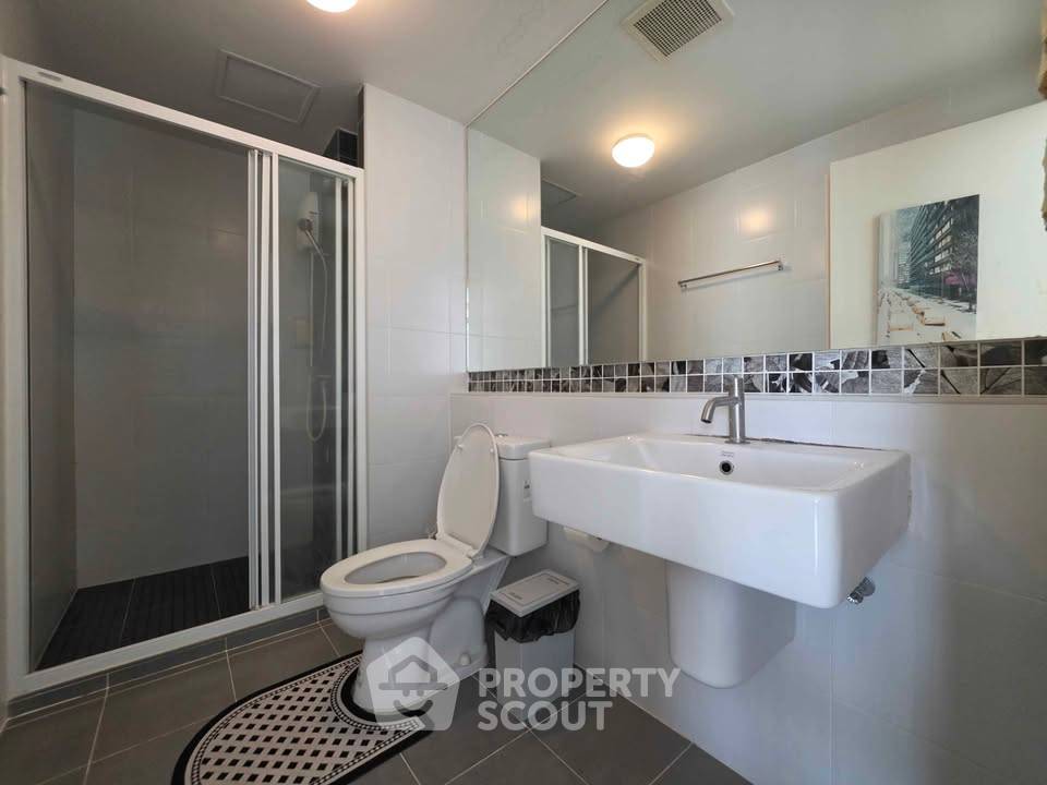 picture 1-BR Condo at DVieng Santitham in Chang Phueak (ID 3437153) - 9/11