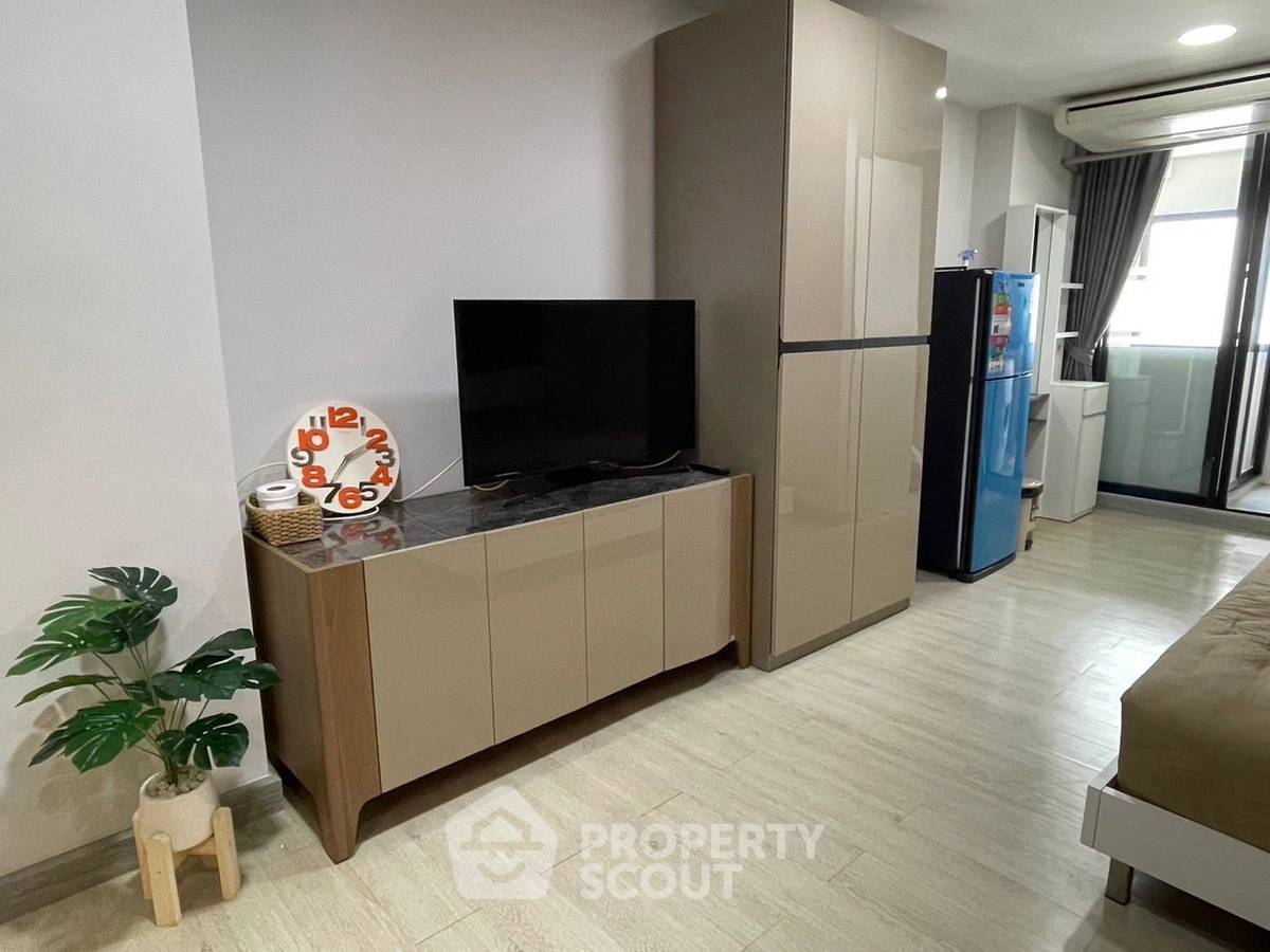 รูป คอนโด 1-ห้องนอน ที่ ไอทีเอฟ - สีลมพาเลส ใกล้ BTS ช่องนนทรี (ID 1311572) - รูปที่ 2/10
