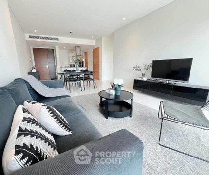2-BR Condo at Fullerton Sukhumvit near BTS Ekkamai (ID 3441808)