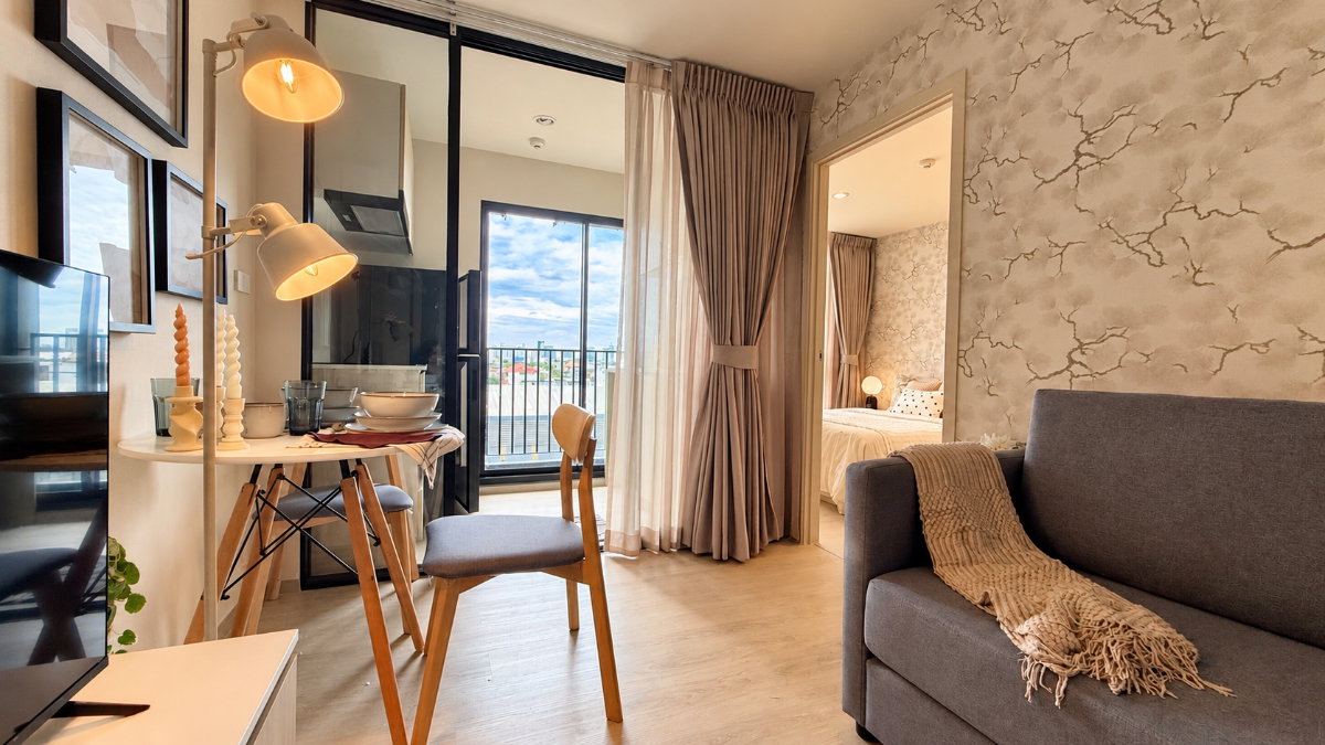 picture Live with everything you need in a beautiful design one bedroom near MRT Suanluang walkable. - 4/16