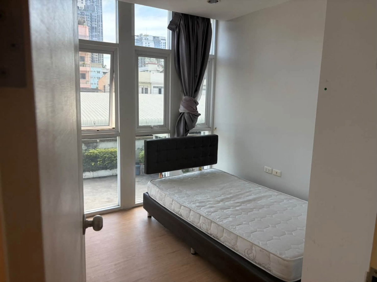 picture 2 BEDROOM FOR RENT THE VIVA SATHORN-TAKSIN **READY TO MOVE IN** - 2/7