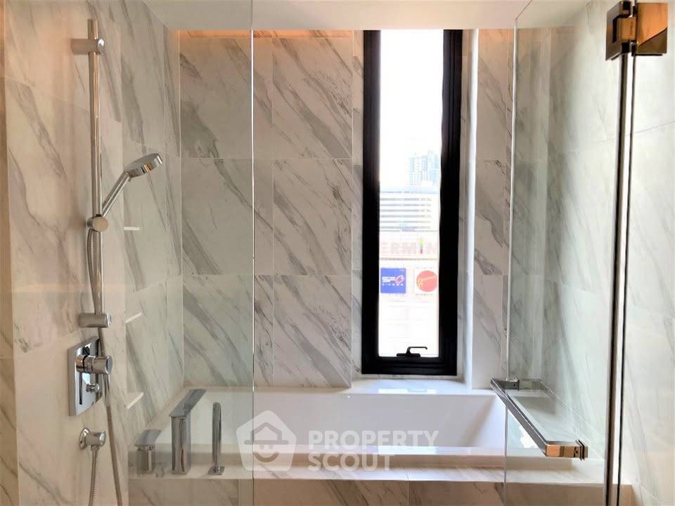 รูป คอนโด 2 ห้องนอน ชั้น 21 Muniq Sukhumvit 23 ใกล้ MRT สุขุมวิท 100 ม. (ID 3438329) - รูปที่ 14/15
