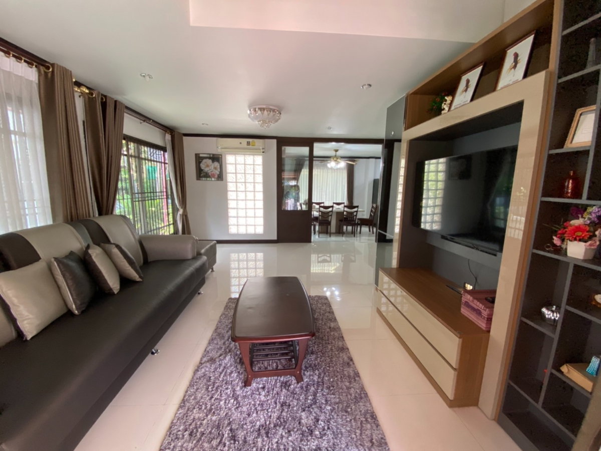 รูป ให้เช่าบ้านเดี่ยวหลังใหญ่ คันทรีโฮม( Counrty Home )  ทำเลดีติดถนน ใกล้ J park ศรีราชา - รูปที่ 16/63