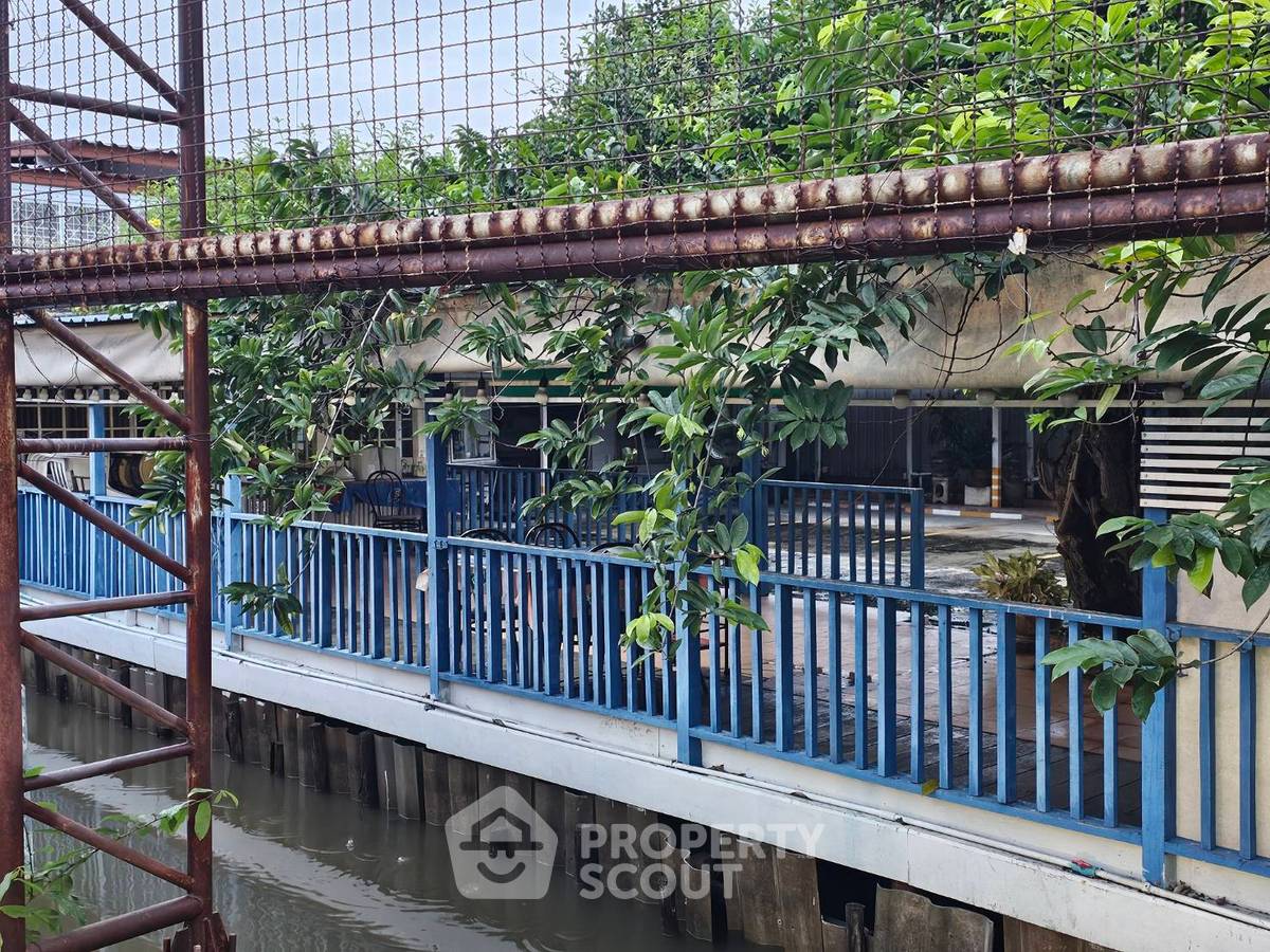รูป บ้าน 4 ห้องนอน ย่านบางกรวย นนทบุรี (ID 3437538) - รูปที่ 4/12