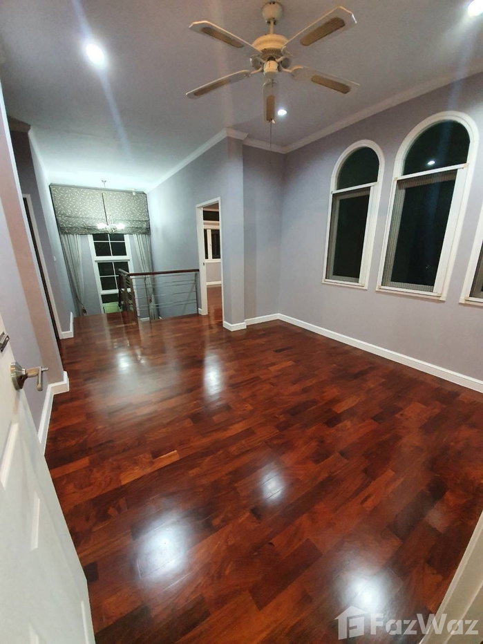 picture A Magnificent350 SqM Palace in Bangkok: Exquisite Luxury Awaits 1067056 - 2/12