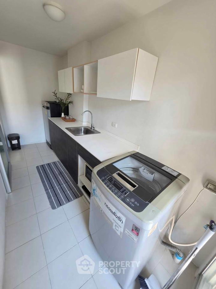 picture 1-BR Condo at DVieng Santitham in Chang Phueak (ID 3437153) - 8/11