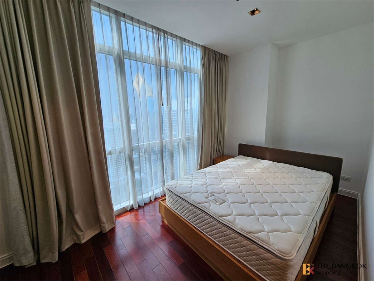 picture Athenee Residence near BTS Phloen Chit - 4/9