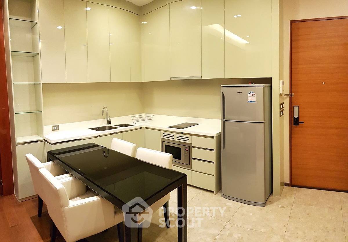 รูป คอนโด 2-ห้องนอน ที่ ดิ แอดเดรส สุขุมวิท 28 ใกล้ BTS พร้อมพงษ์ (ID 560937) - รูปที่ 2/11