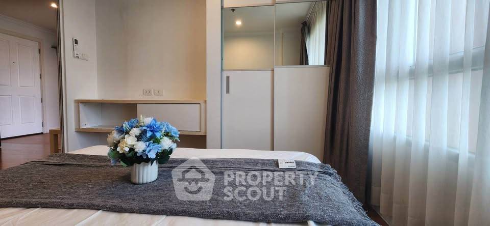 picture 1-BR Condo at Lumpini Place Rama 9–Ratchada near MRT Phra Ram 9 (ID 3438309) - 5/34