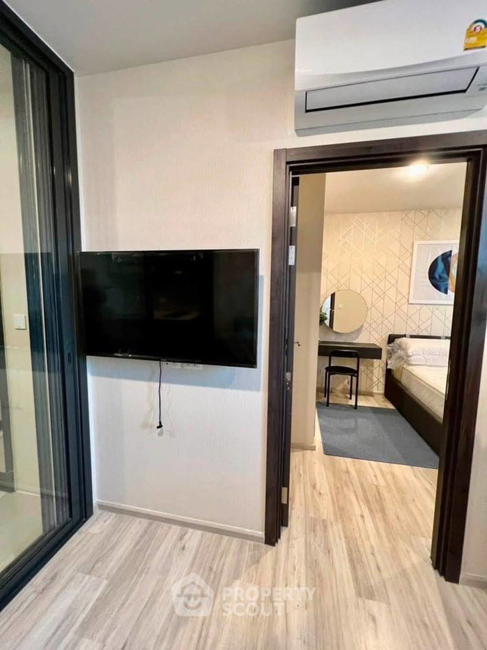 picture 100m To MRT Huai Khwang | 19th-Floor 1-BR XT Huaikhwang (ID 3435426) - 8/11