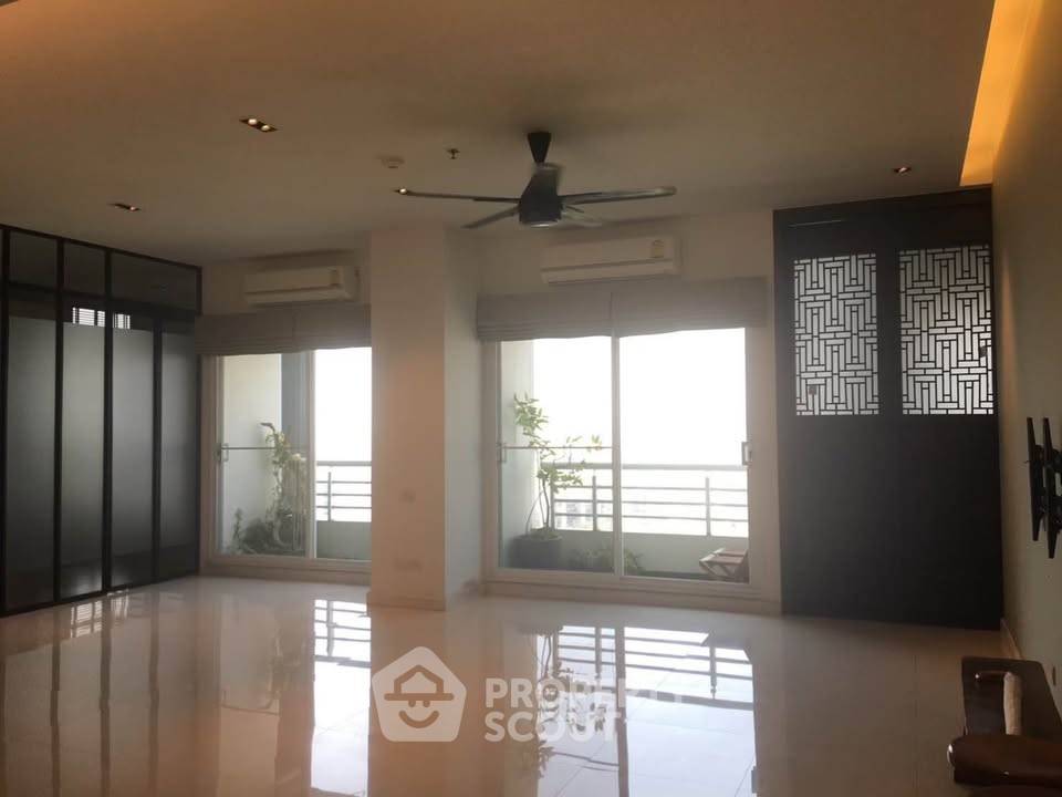 รูป คอนโด 3-ห้องนอน ที่ โฟร์ วิงส์ เรสสิเด้นส์ ใน หัวหมาก (ID 3394817) - รูปที่ 1/12