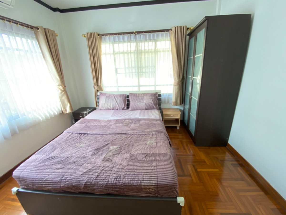 รูป ให้เช่าบ้านเดี่ยวหลังใหญ่ คันทรีโฮม( Counrty Home )  ทำเลดีติดถนน ใกล้ J park ศรีราชา - รูปที่ 52/63
