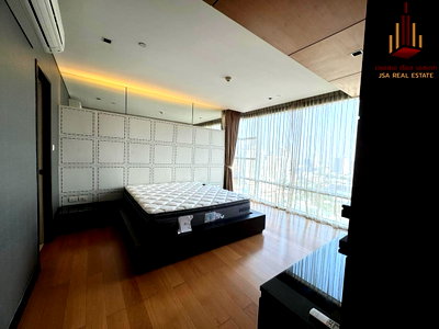 Condos for sale : ✨ For Sale: Fullerton Sukhumvit Condo ✨ 💰 Only 34,900,000 THB