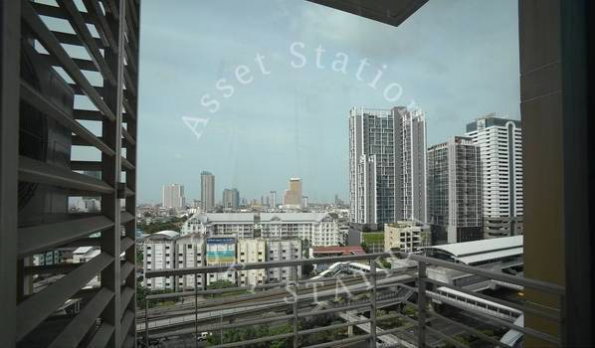 picture Villa Sathorn | ð
Near BTS Krung Thon Buri Station and Sena Fest - 6/9