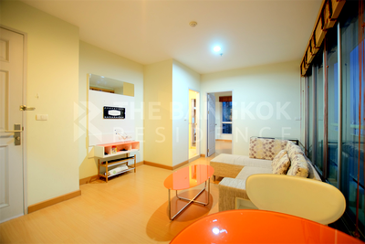 Condos for rent : Great price, prime location Life@Ratchada - Huaikhwang near MRT Huai Khwang Station