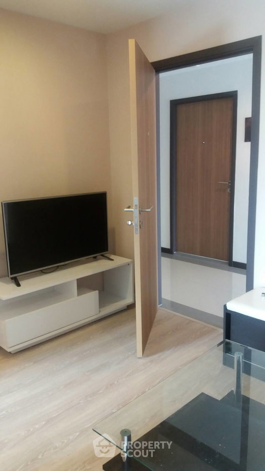 picture 1-BR Condo at Metroluxe Rama 4 near BTS Ekkamai (ID 511376) - 2/13