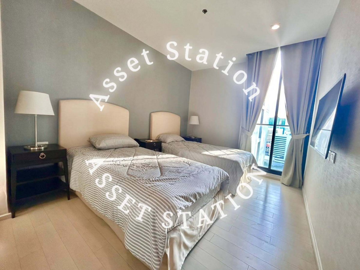picture Noble Ploenchit I ð Near BTS Phloen Chit & Central Embassy - 1/9