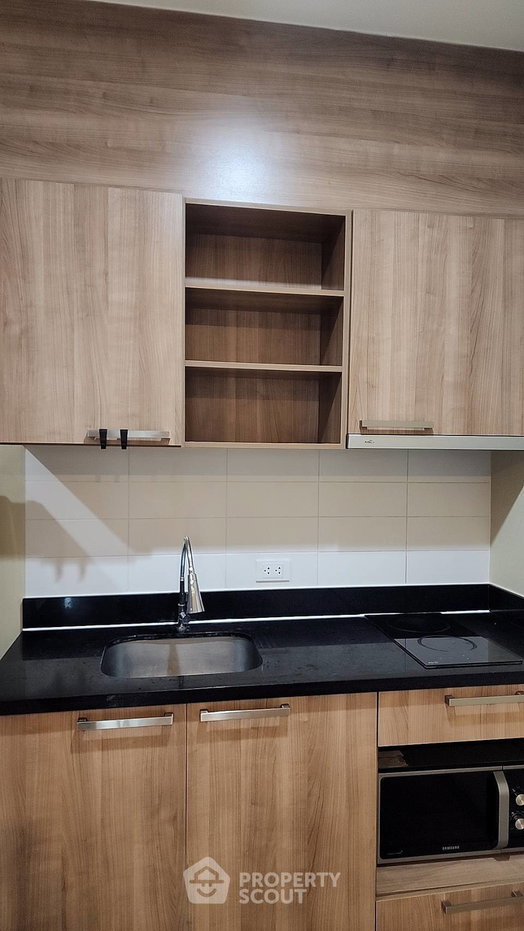 picture 1-BR Condo at Hive Sathorn near BTS Krung Thon Buri (ID 3364385) - 16/20