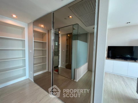 15th-Floor 1-BR At The Room Sukhumvit 21 Near MRT Sukhumvit (ID 3439103)