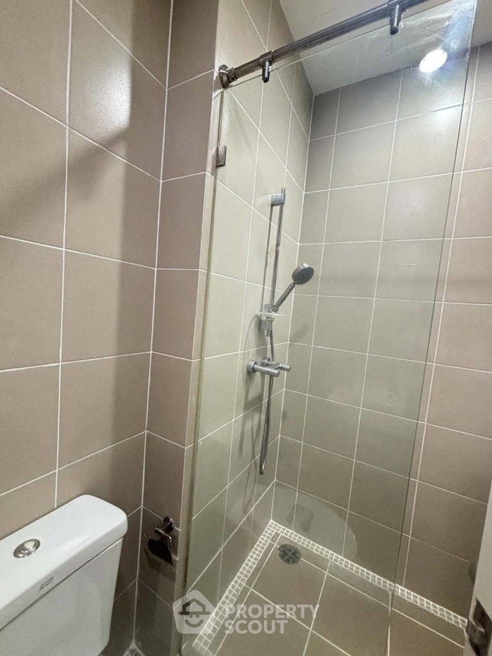 picture 1-BR Condo at Hive Sathorn near BTS Krung Thon Buri (ID 3364385) - 8/20