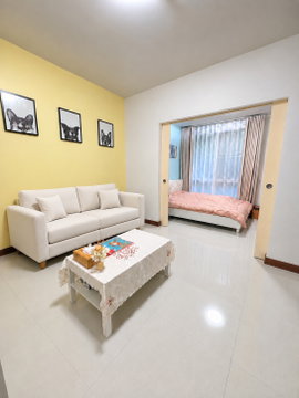 ขายคอนโด The Seed Condo Ratchada-Huaykhwang พร้อมเฟอร์นิเจอร์และเครื่องใช้ไฟฟ้า