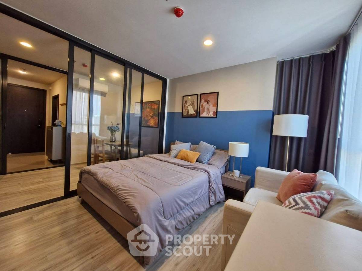 picture 1-BR Condo at XT Huaikhwang near MRT Huai Khwang (ID 3437329) - 7/14