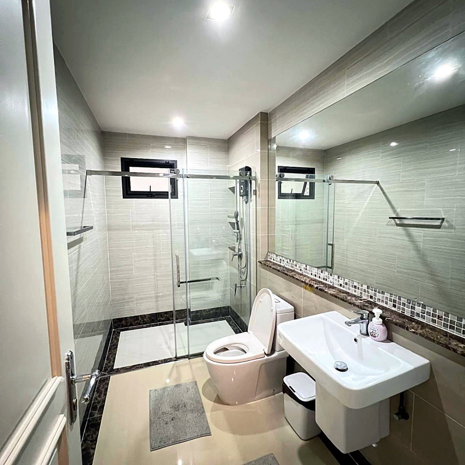 รูป ขายบ้านเดี่ยว เดอะแกรนด์ บางนา-วงแหวน 85.5 ตร.วา 3 นอน 4 น้ำ แอร์ครบทุกห้อง จอดรถ 3 คัน 13.9 ล้านบาท - รูปที่ 32/33